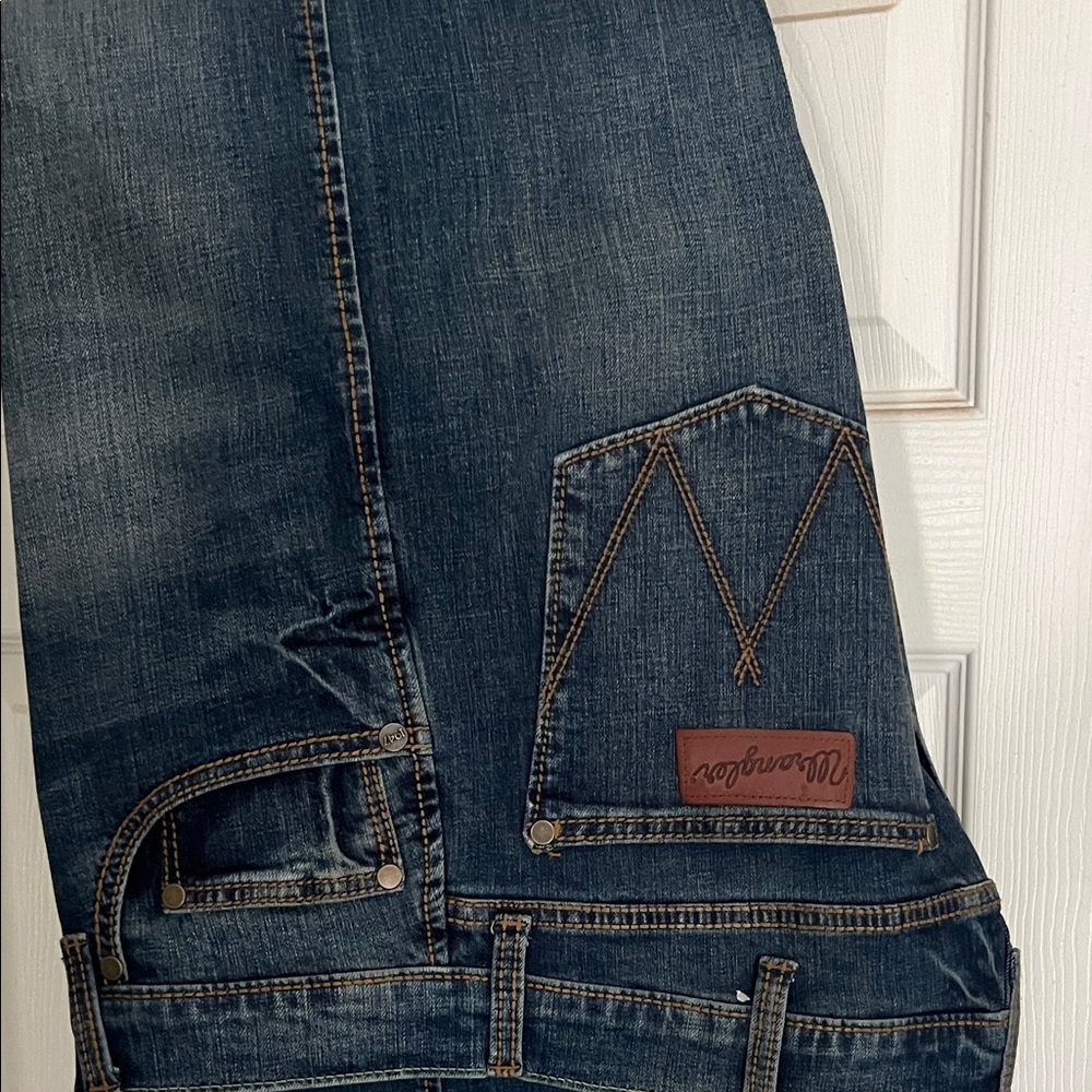 Wrangler Men's Dark Blue Bootcut Jeans